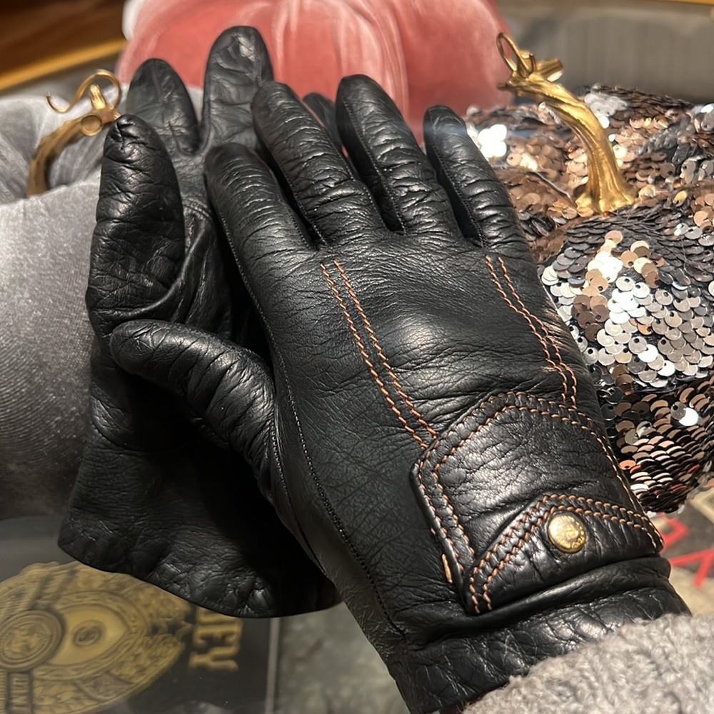 Fendi‎ Leather Gloves